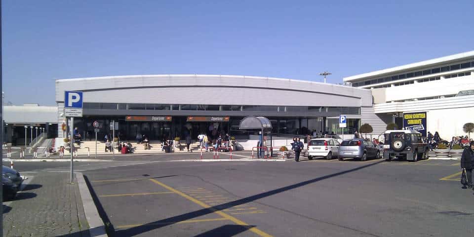 Как добраться с вокзала Roma Termini в аэропорт Чампино Как добраться из аэропорта Чампино до Roma Termini